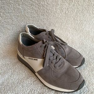 Michael Kors Shoes - 💥Michael Kors Sneakers💥 Michael Kors Shoes - 💥Michael Kors Sneakers💥